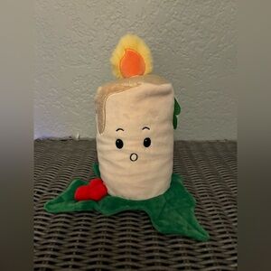Gigglescape 8.5in Plush Candle with Holly Leaves. Xmas collection 2025,brand new